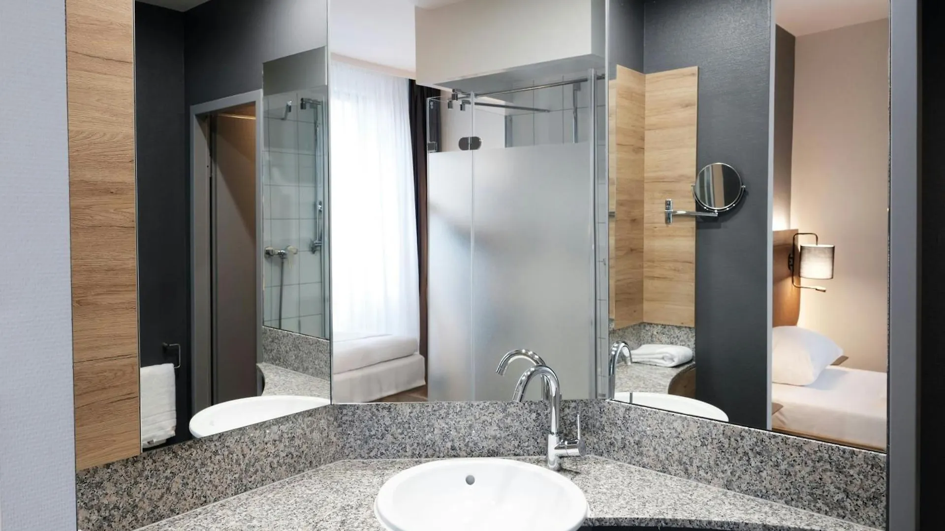 Hotel Four Ratingen Dusseldorf Airport