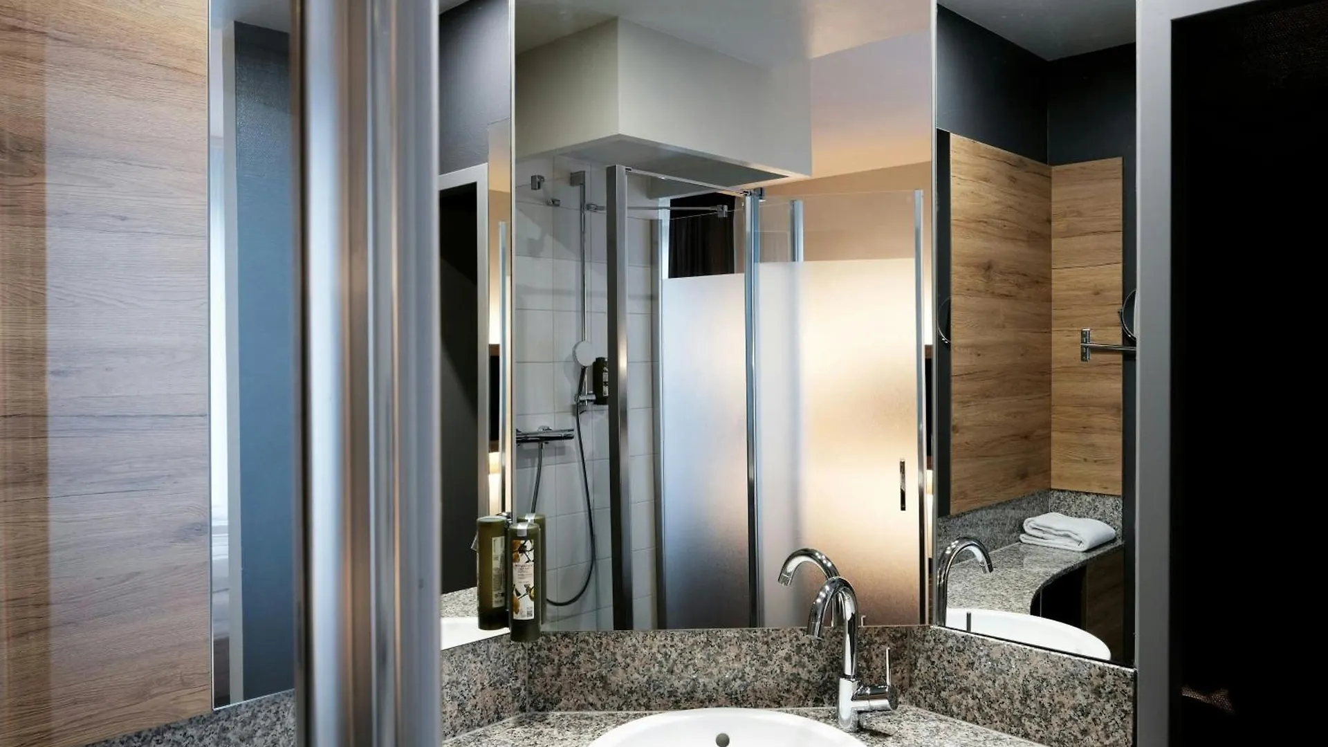 Hotel Four Ratingen Dusseldorf Airport