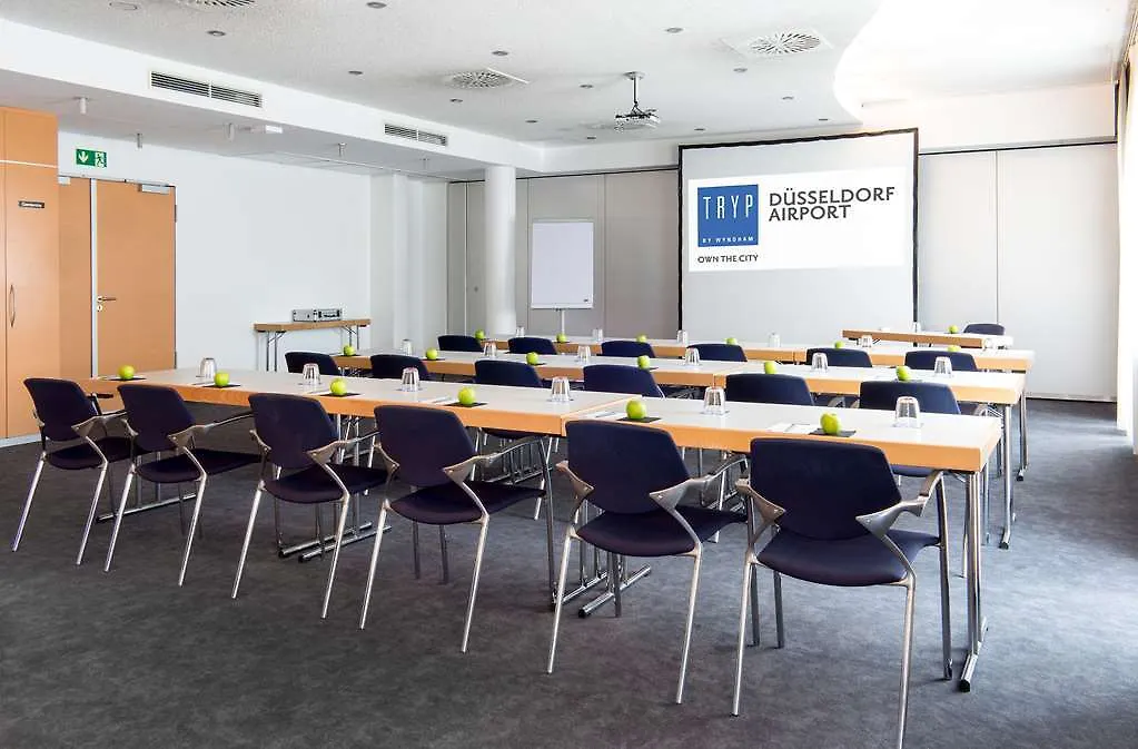 ****  Hotel Four Ratingen Dusseldorf Airport Germania